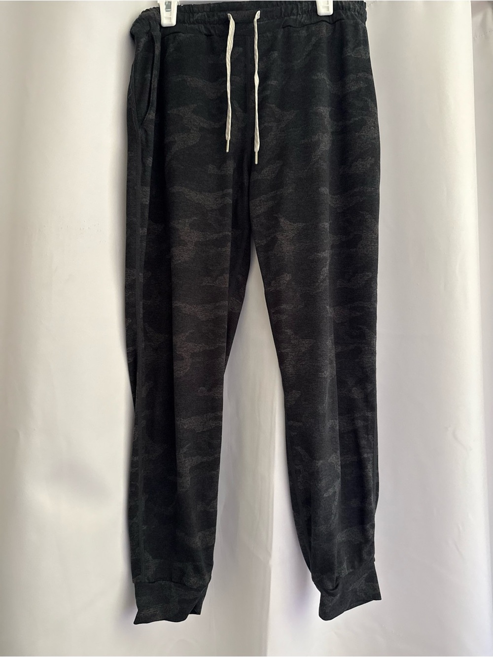 Vuori Black Camo Joggers with Drawstring